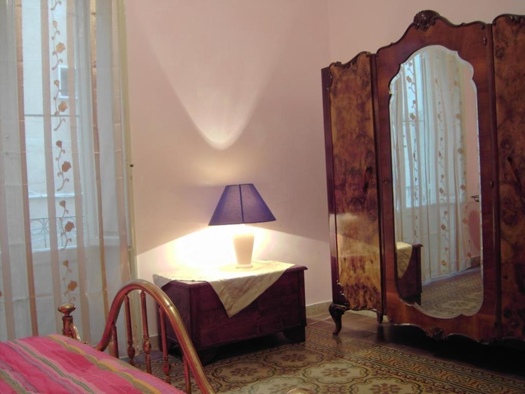 Girasole Home ตราปานี ภายนอก รูปภาพ